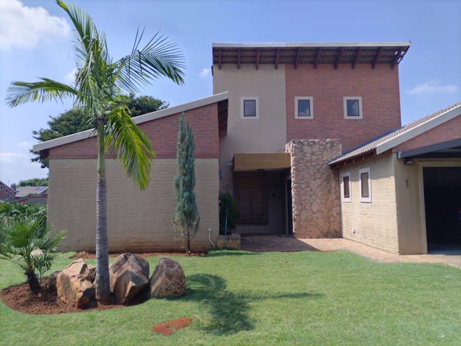 3 Bedroom Property for Sale in Waterval East North West